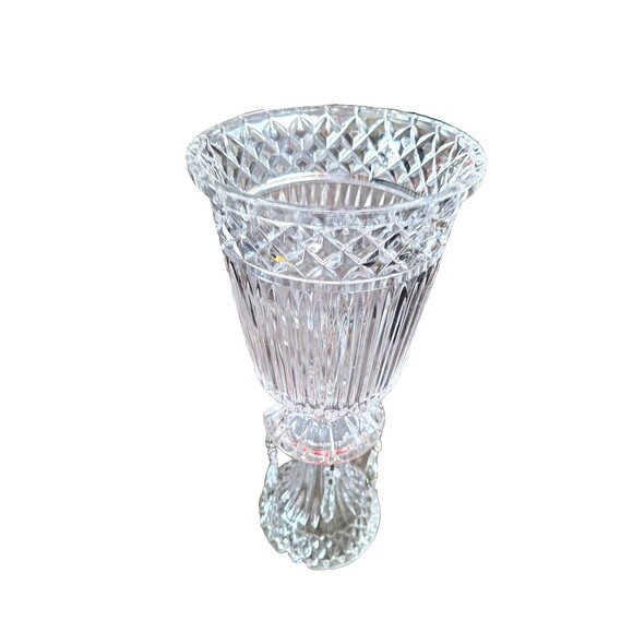 Elegant Vintage Clear 16" tall Ribbed and Flared Glass Vase Candle/Flower vase - Picture 3 of 16